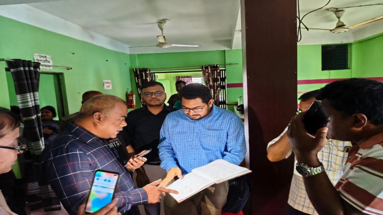 দামুড়হুদার কার্পাসডাঙ্গায় অ্যাপোলো ক্লিনিক অ্যান্ড ডায়াগনস্টিক সেন্টাকে ১ লাখ টাকা জরিমানা...