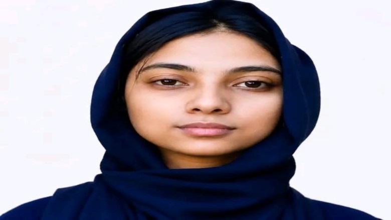 ছাতকে চা বিক্রেতার মেয়ে রুহির ৭৫ লাখ টাকার স্কলারশিপ...